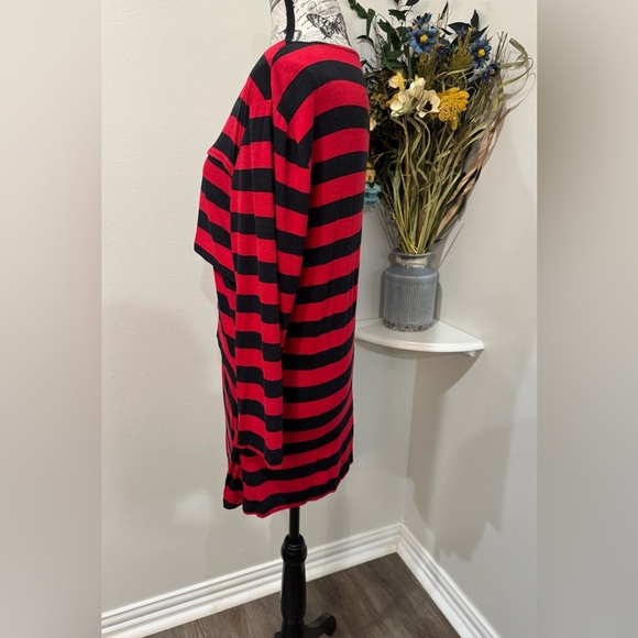 Lynn Ritchie Silver/Red and Black striped/Long Sleeve Tee/layered front/ Large - Picture 6 of 9